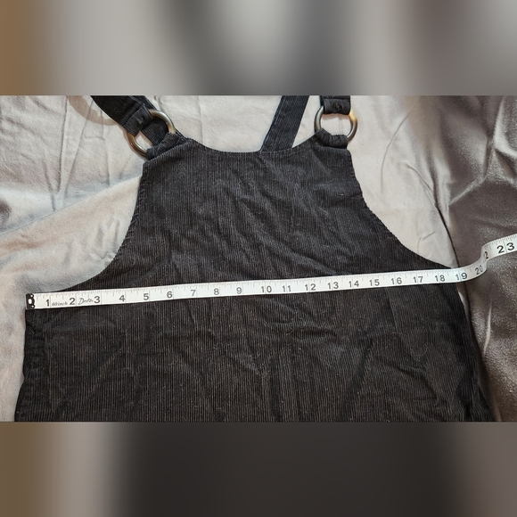 Black‎ Corduroy Pinafore Dress - Picture 2 of 4